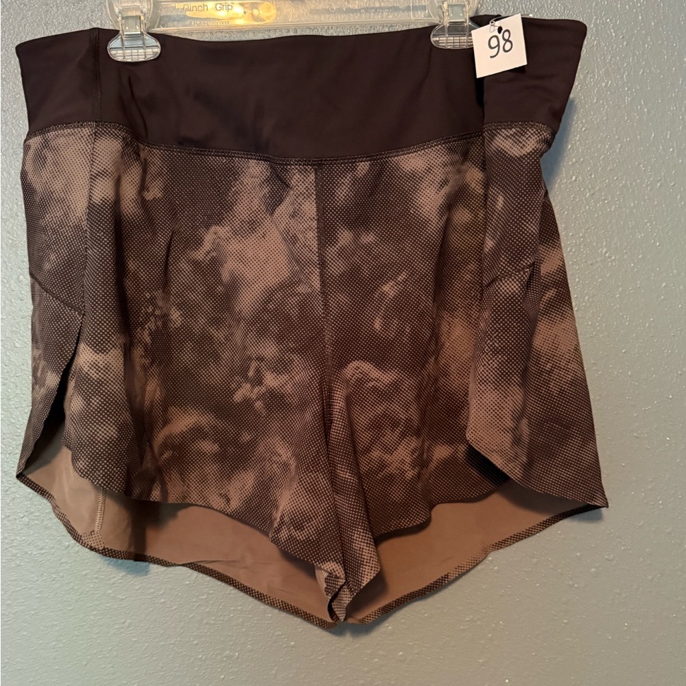 Athleta Women's Black and Brown Athletic Shorts